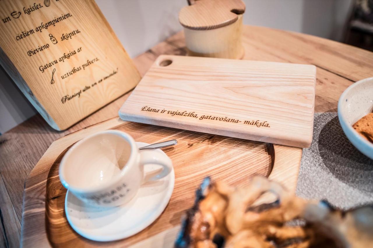 Handmade Latgola - Vairak Ka Vienkarsi "Naktsmitne" Līvāni 外观 照片